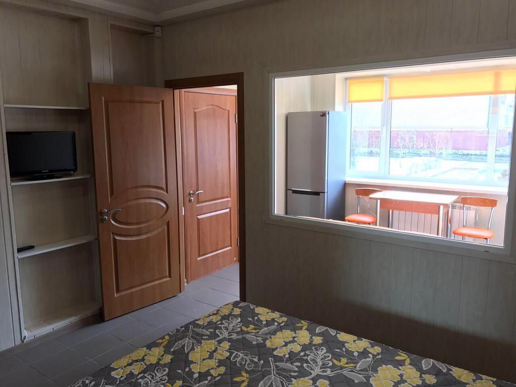 Apartment on Rekonstruktyvna Street Zaporizhia Eksteriør bilde