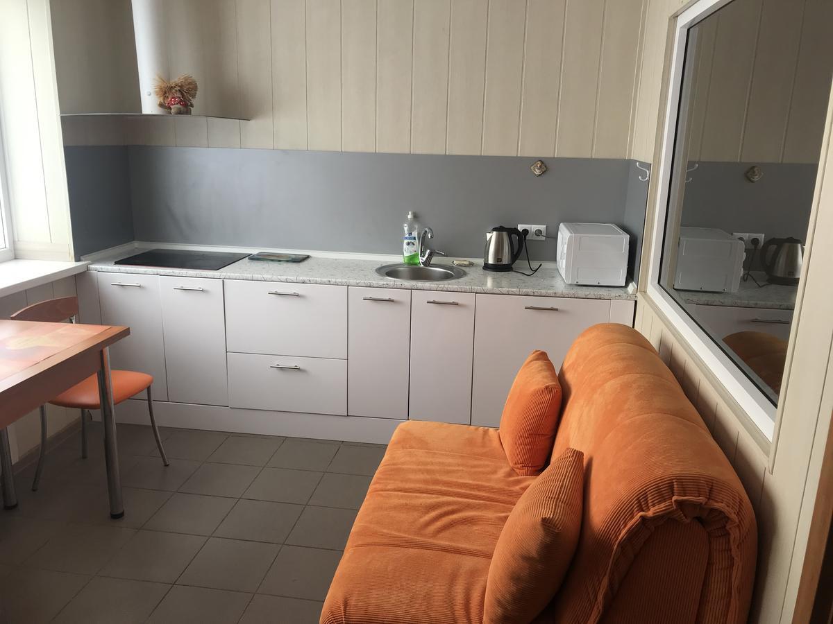 Apartment on Rekonstruktyvna Street Zaporizhia Eksteriør bilde